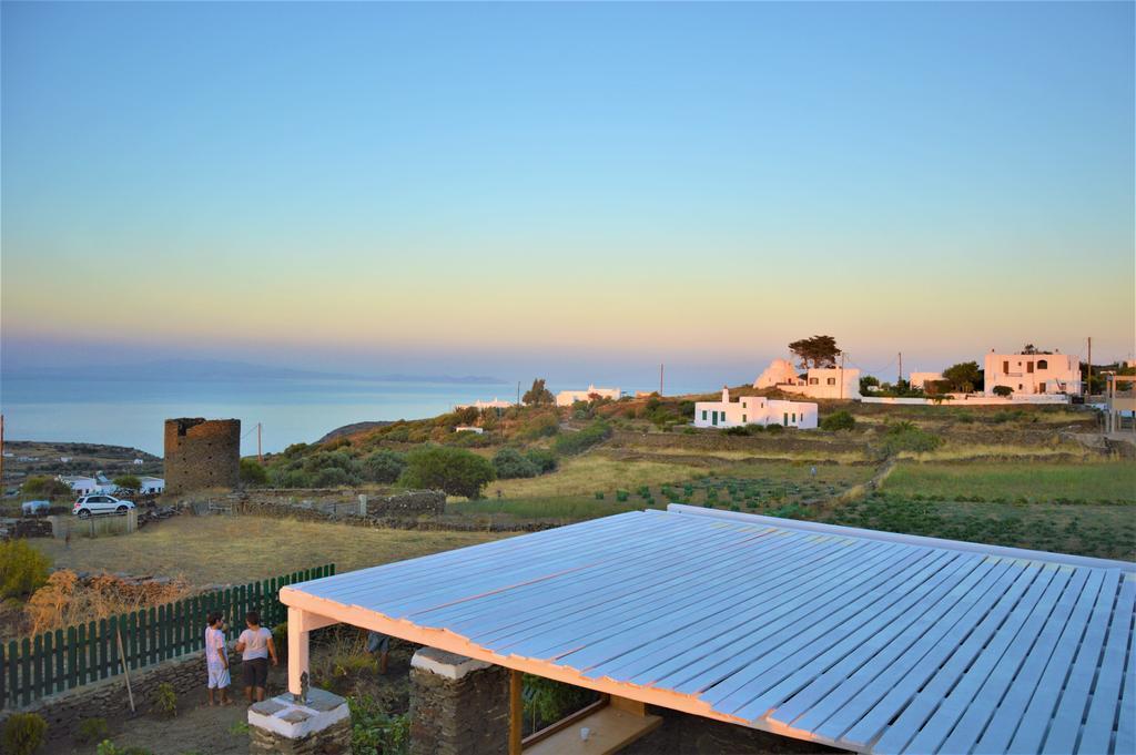 Windmill Arades Suite Apollonía Exteriör bild